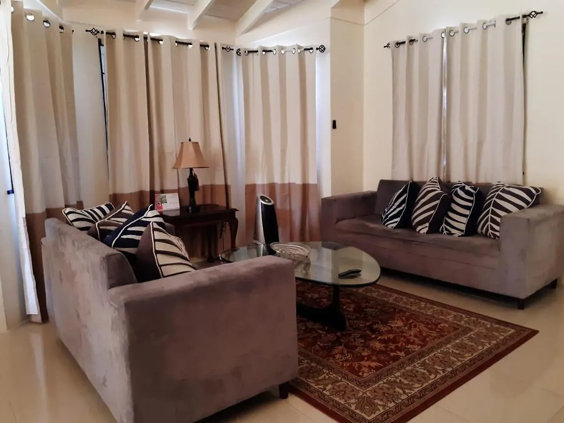 Bing'S Home Away From Home Ocho Rios
