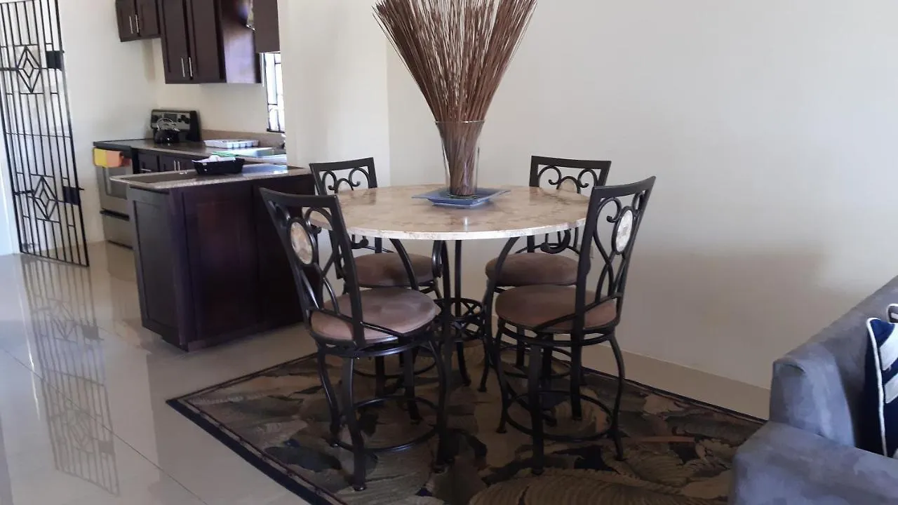 Casa vacanze Bing'S Home Away From Home Ocho Rios Giamaica